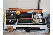 Tokarka uniwersalna przelot 105mm Tokarka uniwersalna przelot 105mm