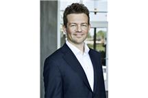 Esben H Oestergaar